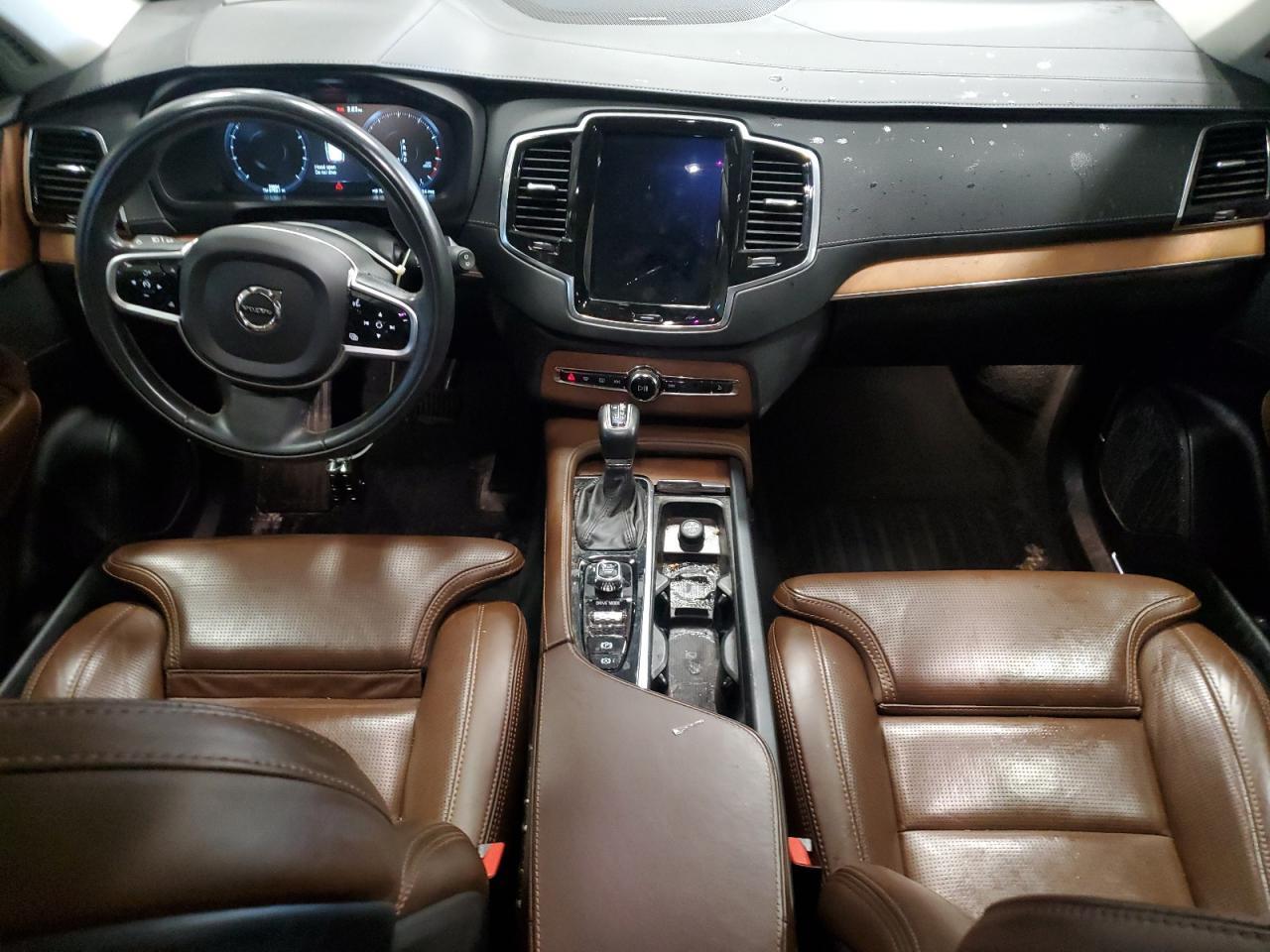 2019 VOLVO XC90