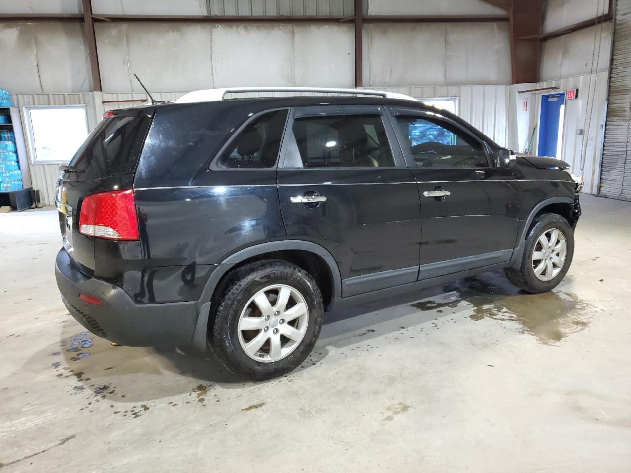 2013 KIA SORENTO