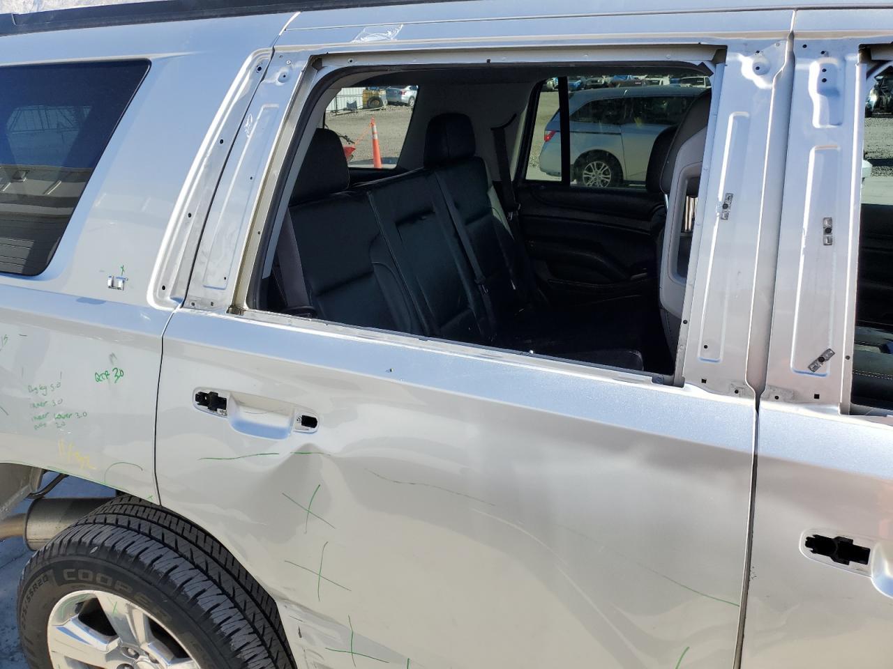 2016 CHEVROLET Tahoe
