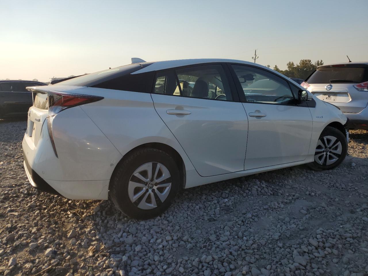 2017 TOYOTA PRIUS