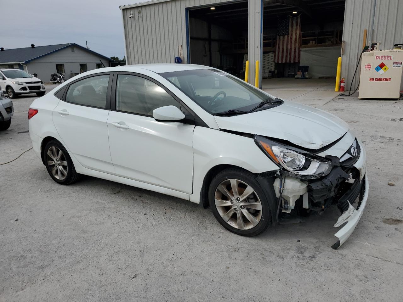 2013 HYUNDAI ACCENT