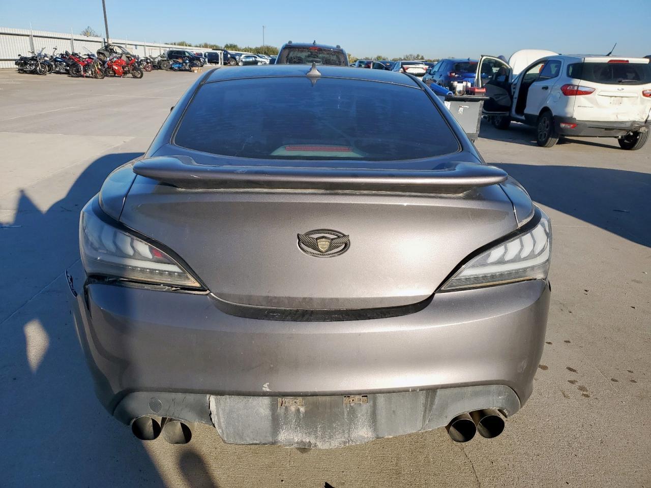 2013 HYUNDAI GENESIS