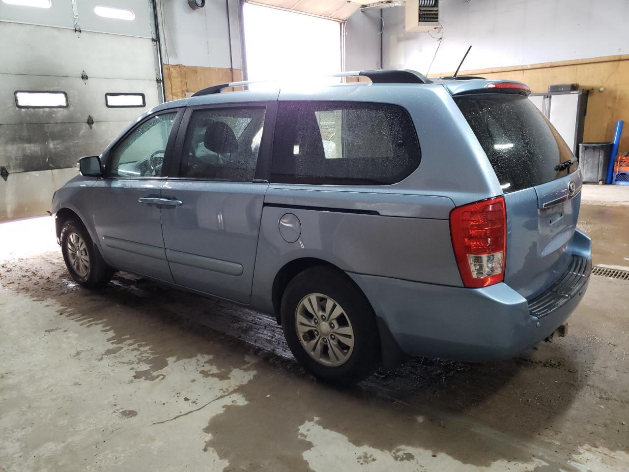 2012 KIA SEDONA