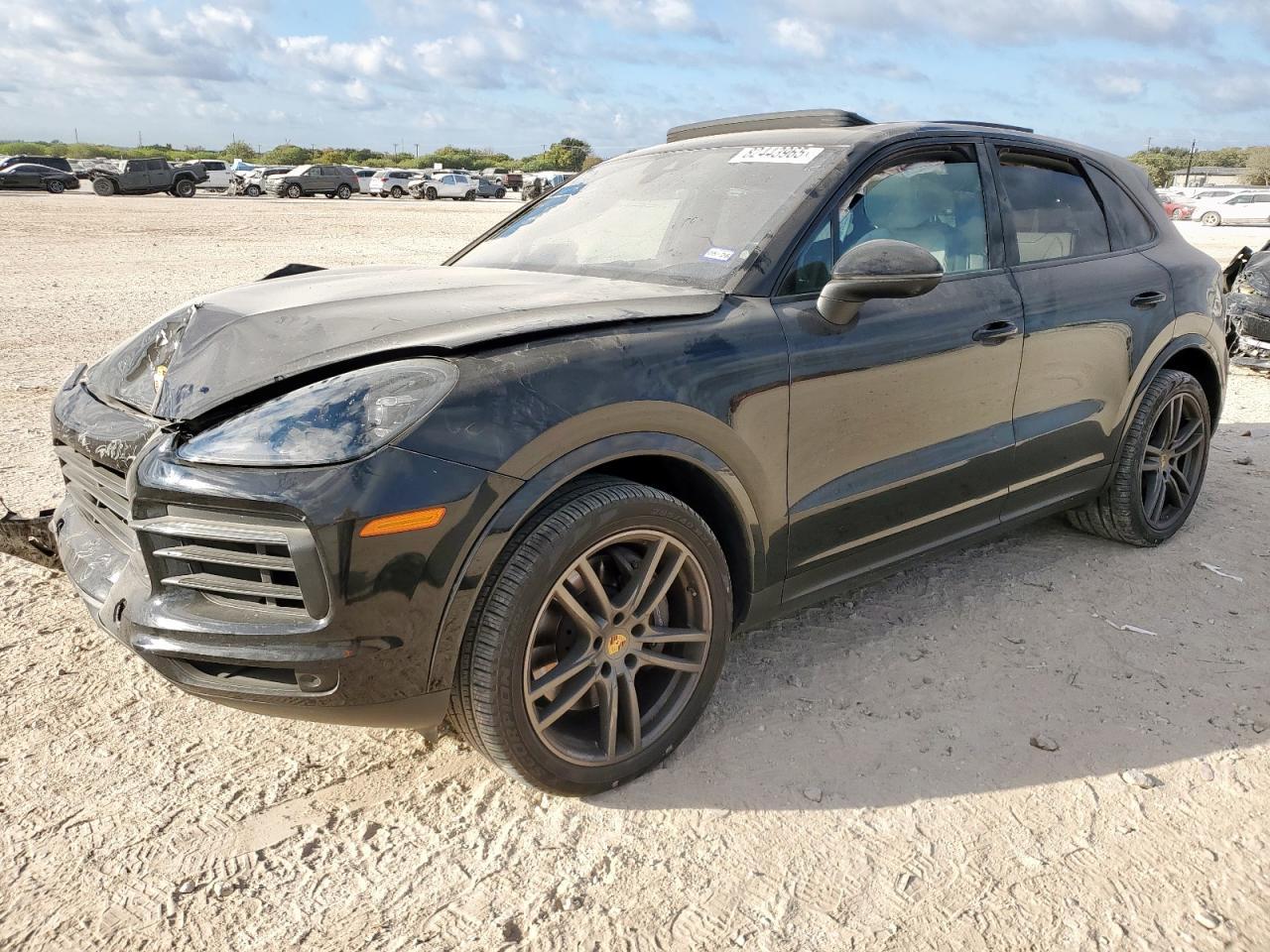 2022 PORSCHE CAYENNE