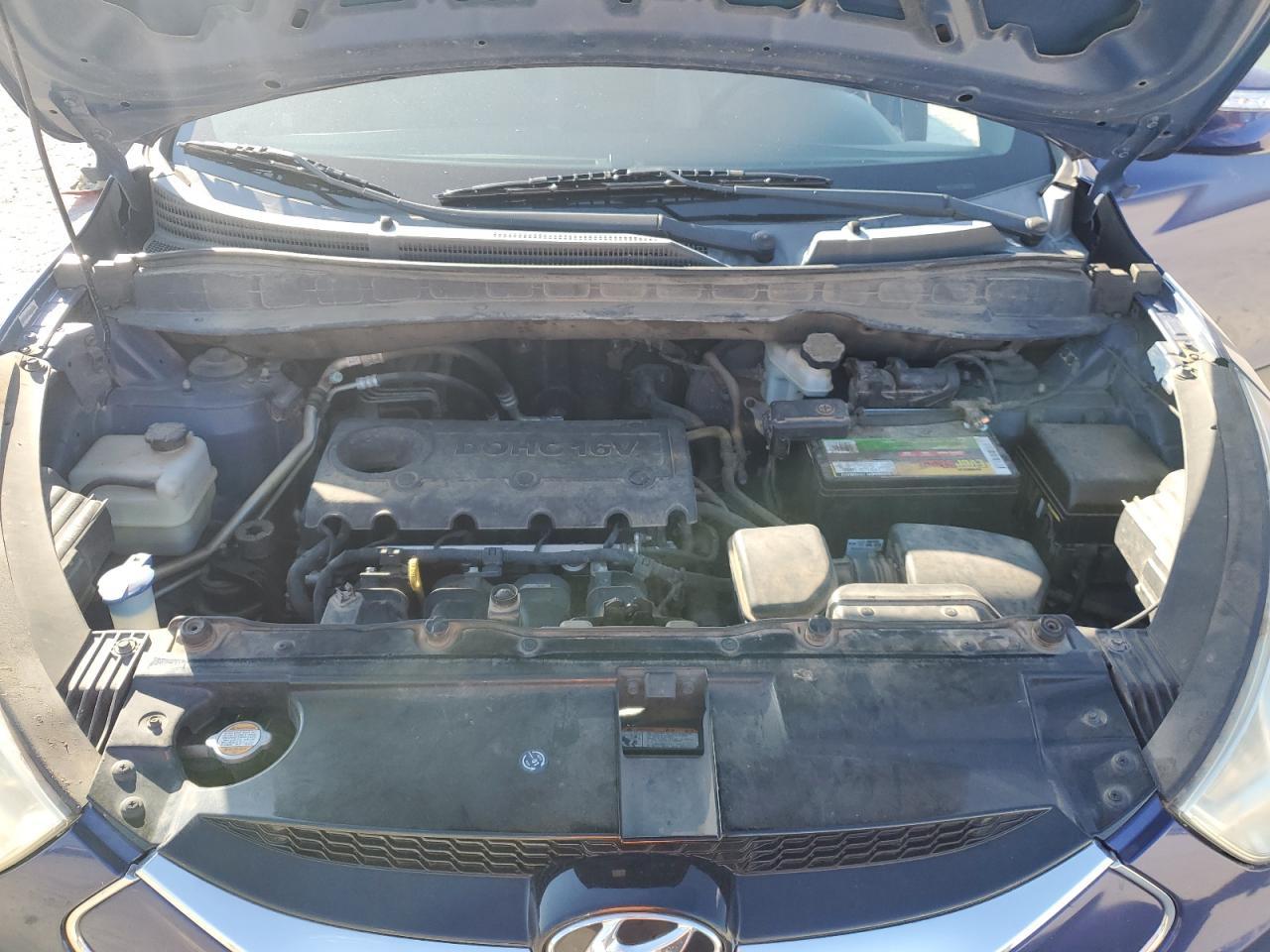 2010 HYUNDAI TUCSON