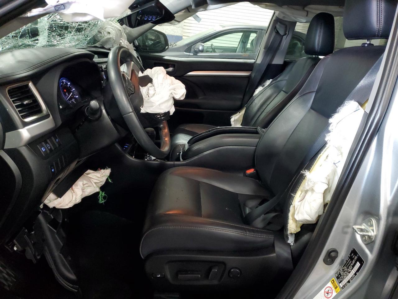 2019 TOYOTA HIGHLANDER