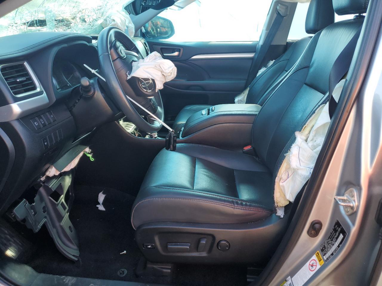 2019 TOYOTA HIGHLANDER