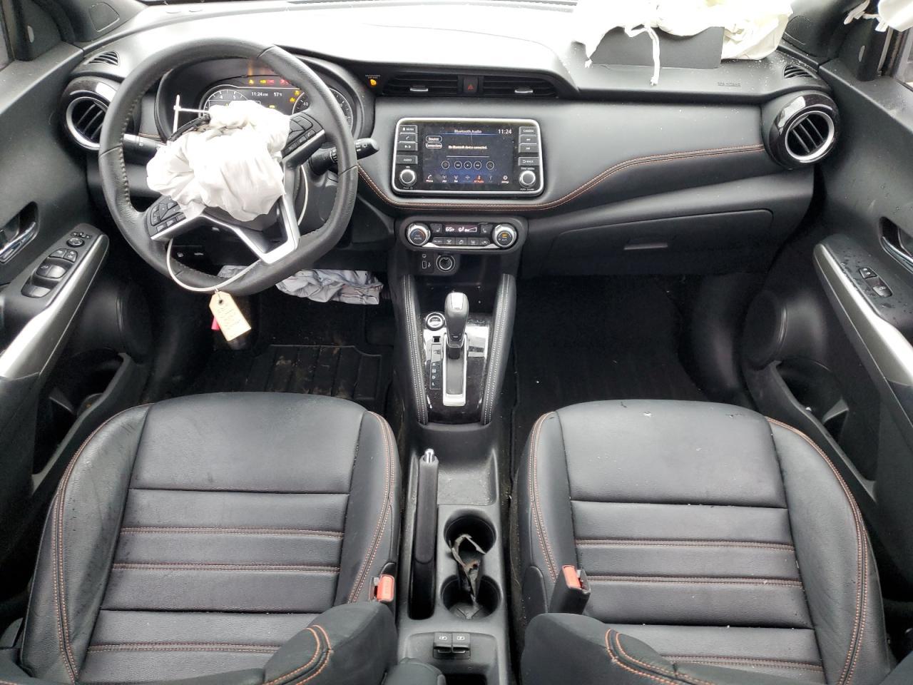 2019 NISSAN KICKS