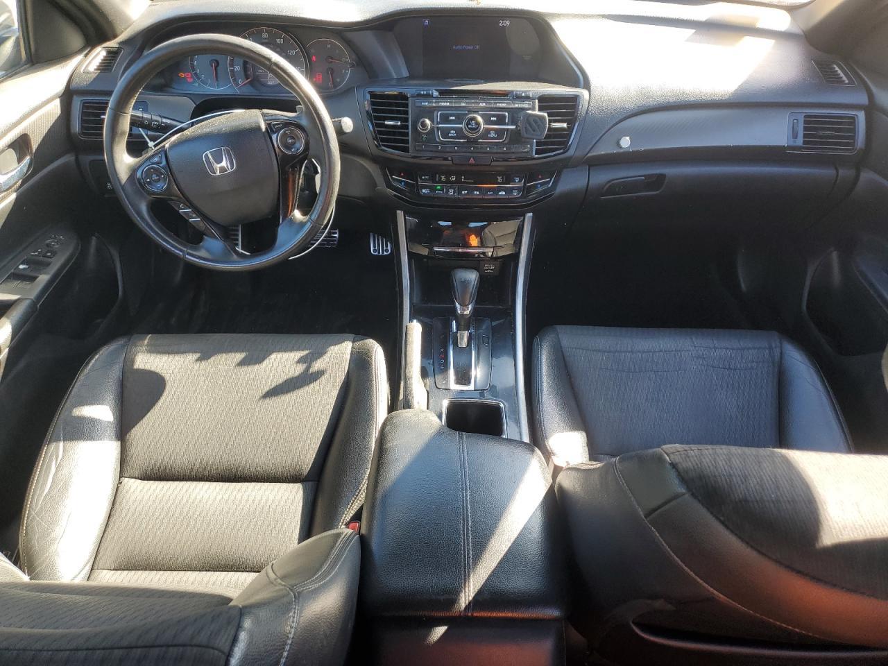 2016 HONDA ACCORD