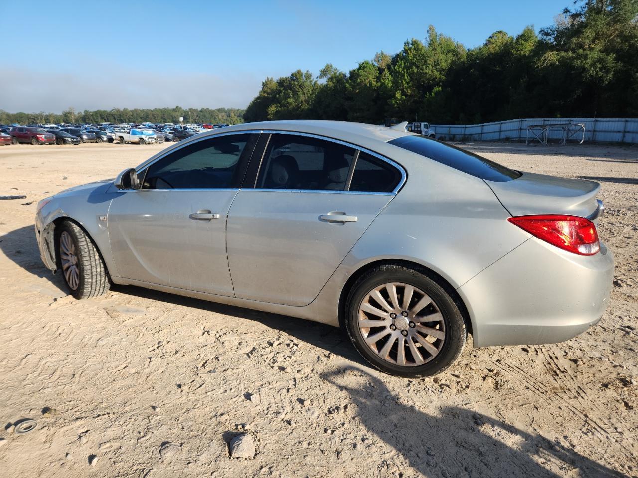 2011 BUICK Regal