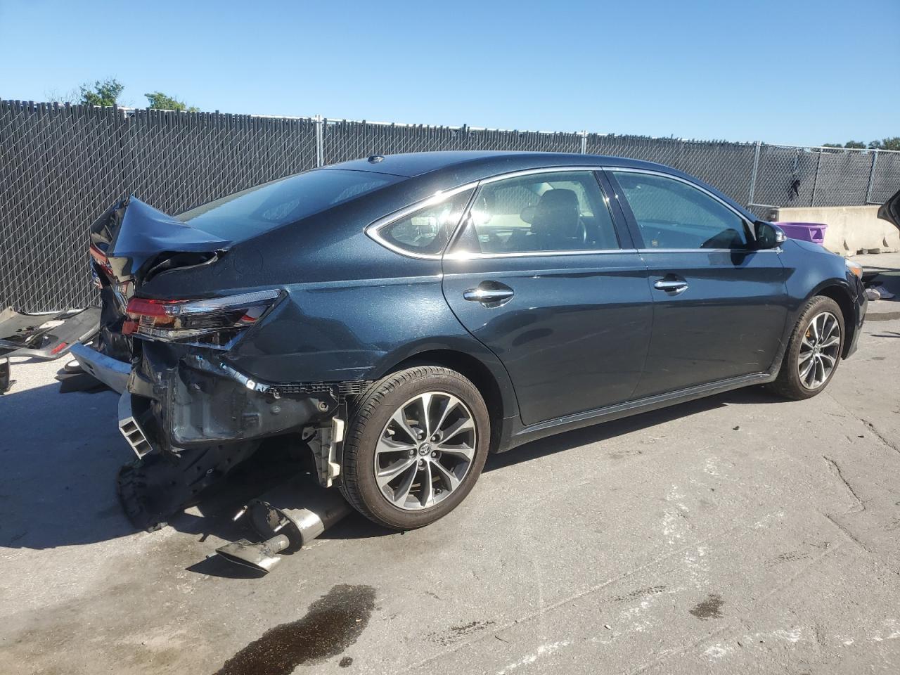2018 TOYOTA Avalon