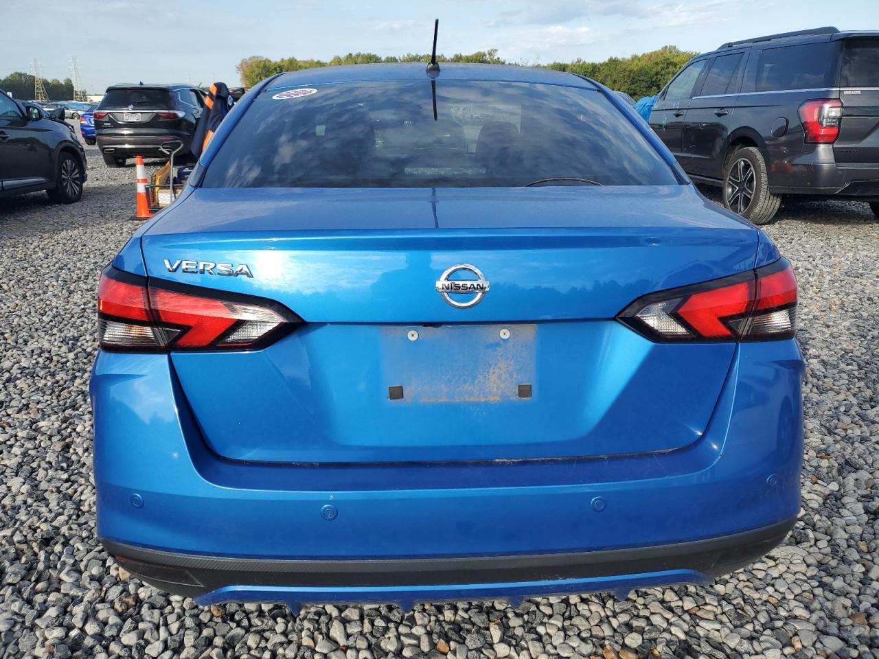 2021 NISSAN VERSA