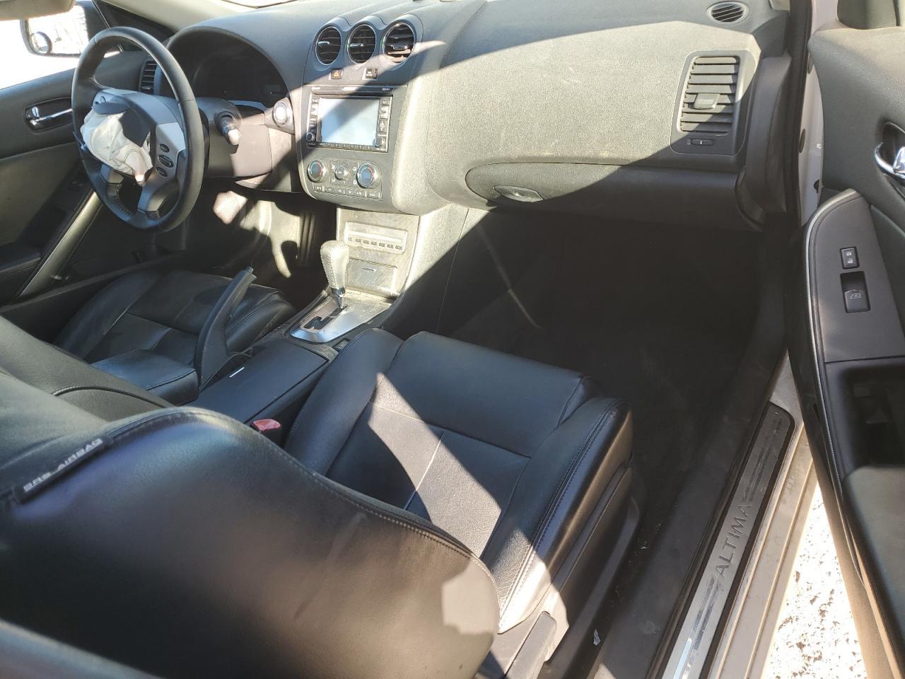 2009 NISSAN ALTIMA