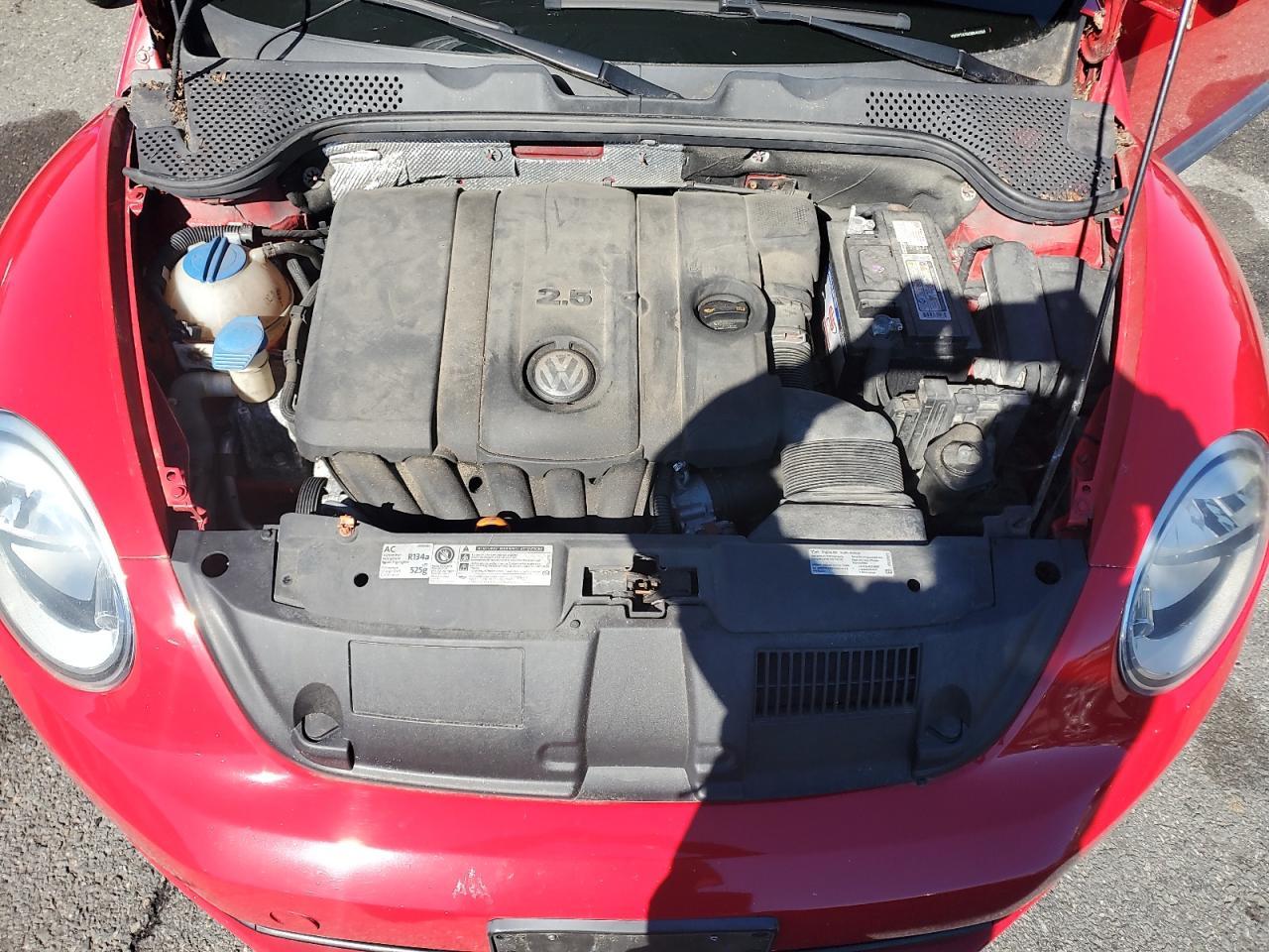 2012 VOLKSWAGEN Beetle