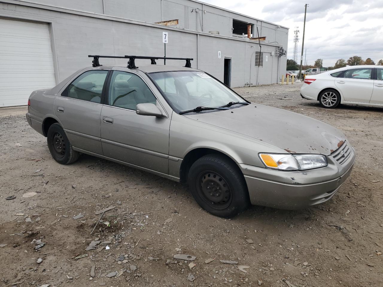 1997 TOYOTA CAMRY