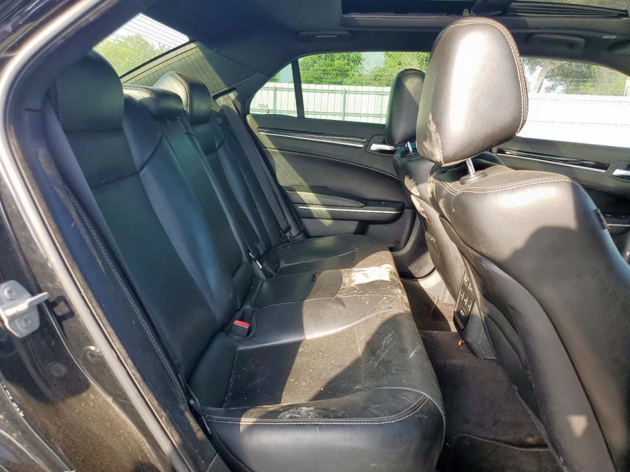 2018 CHRYSLER 300