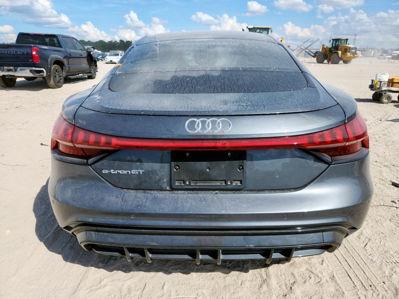 2024 AUDI e-tron GT