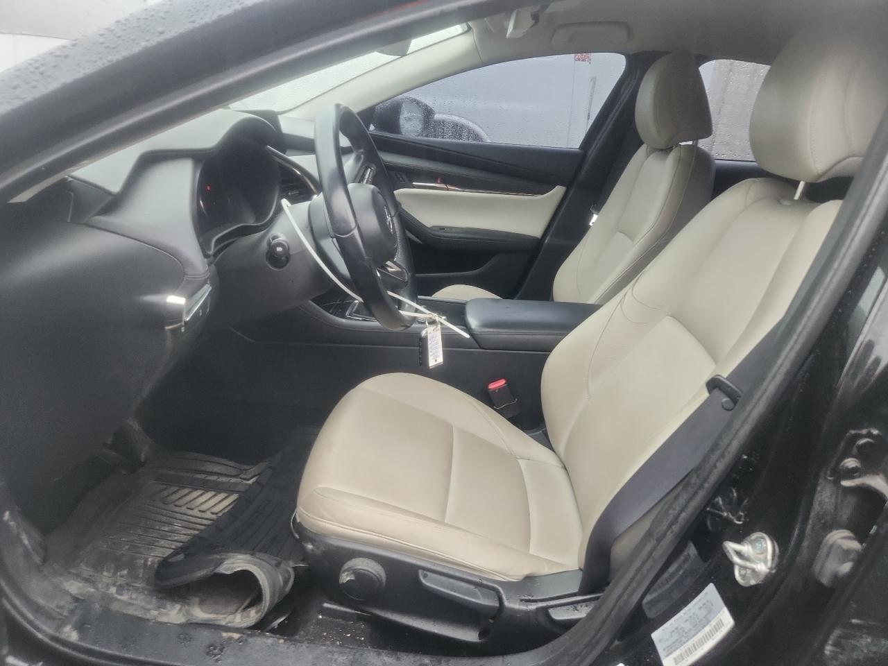 2019 MAZDA 3