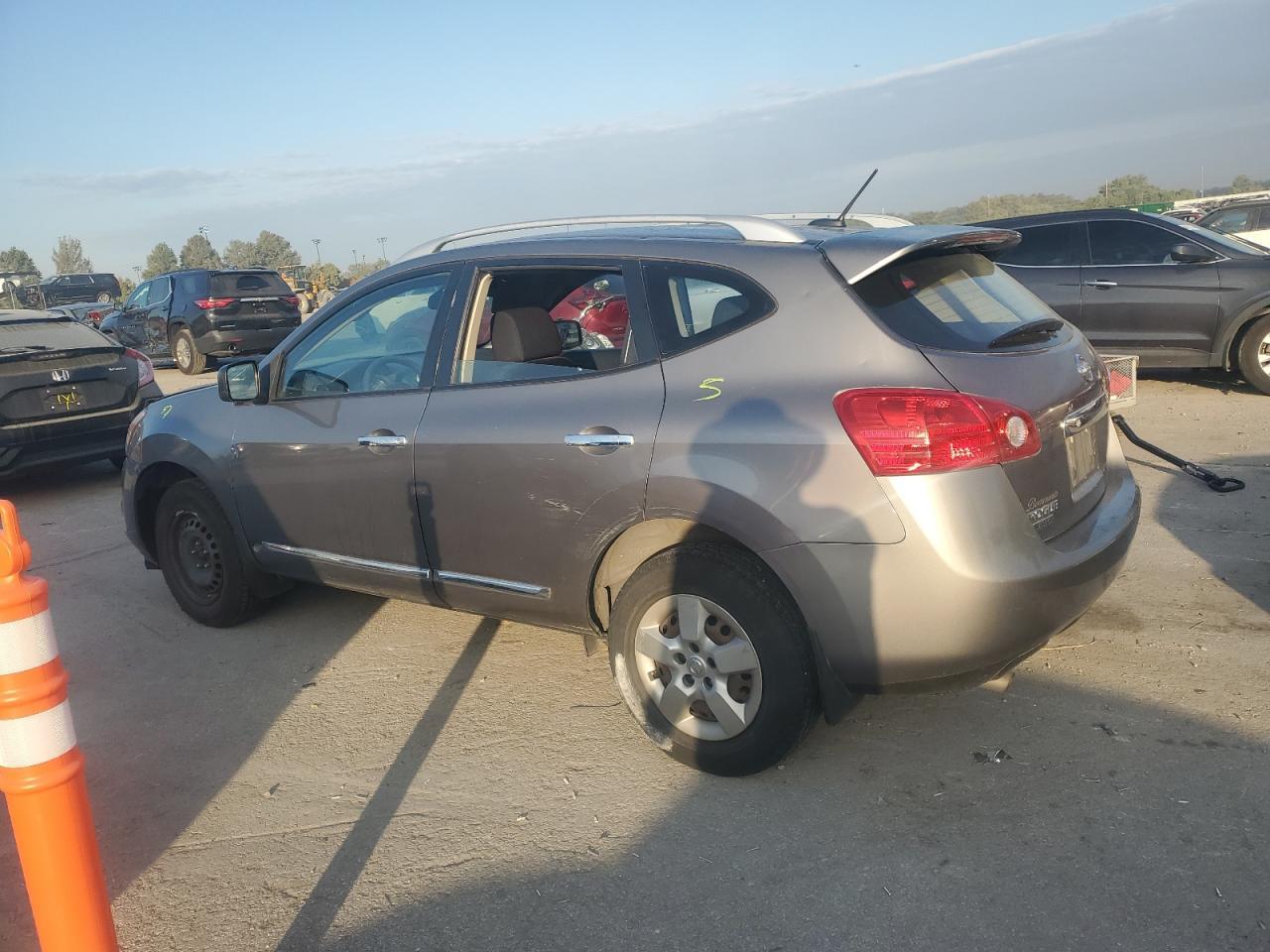 2014 NISSAN ROGUE