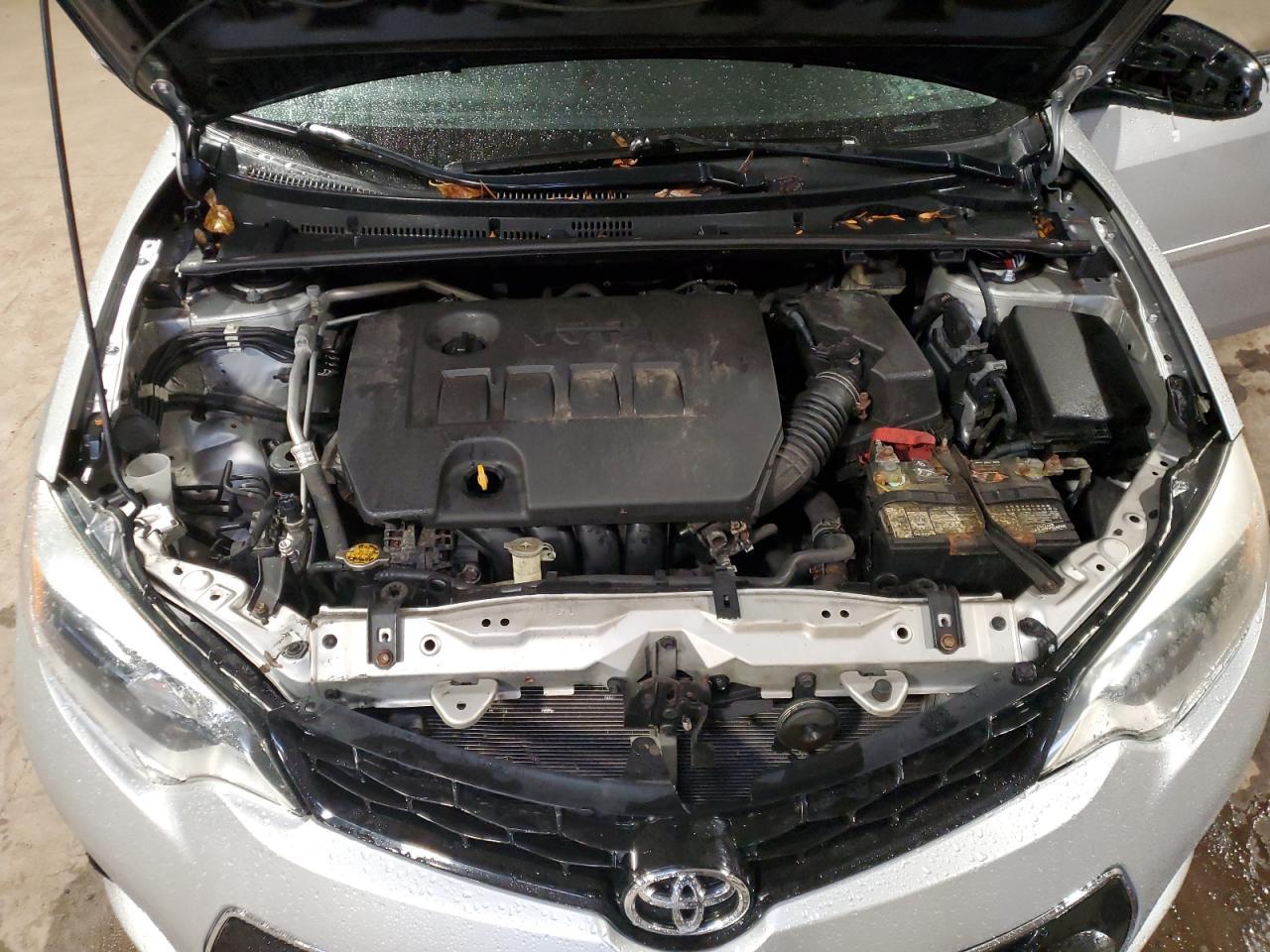 2015 TOYOTA COROLLA