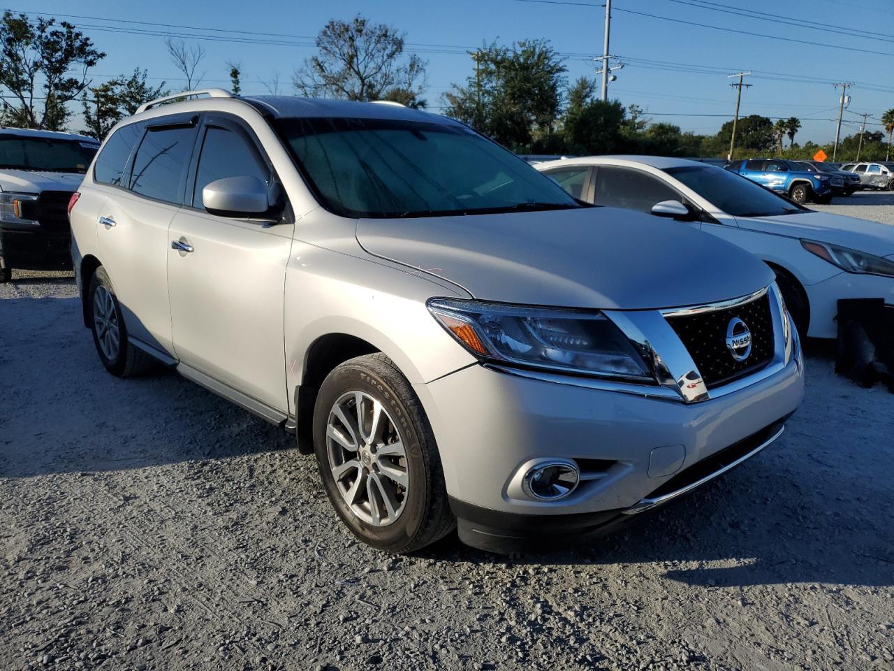 2016 NISSAN PATHFINDER
