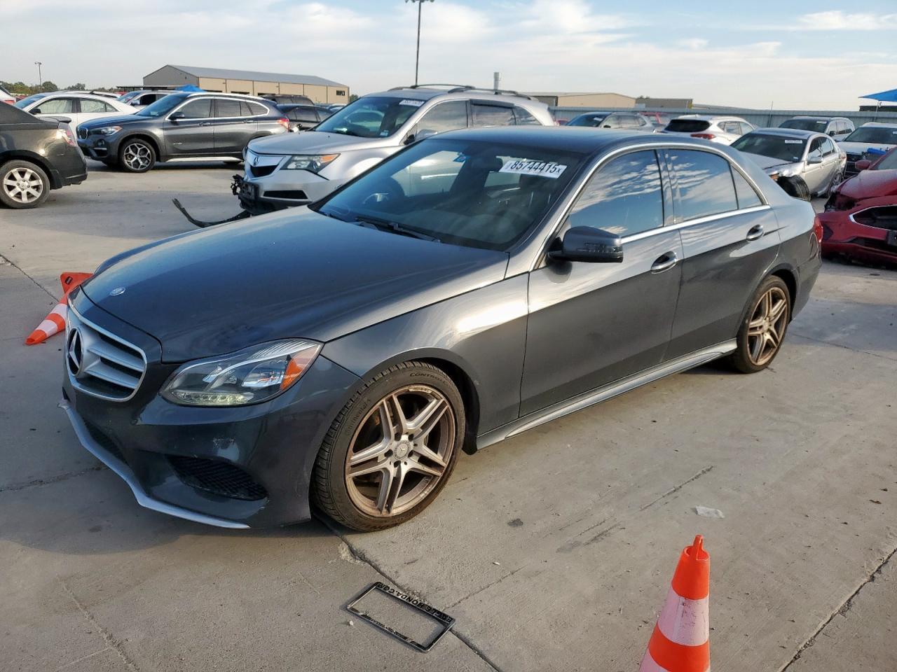 2014 MERCEDES-BENZ E-Class