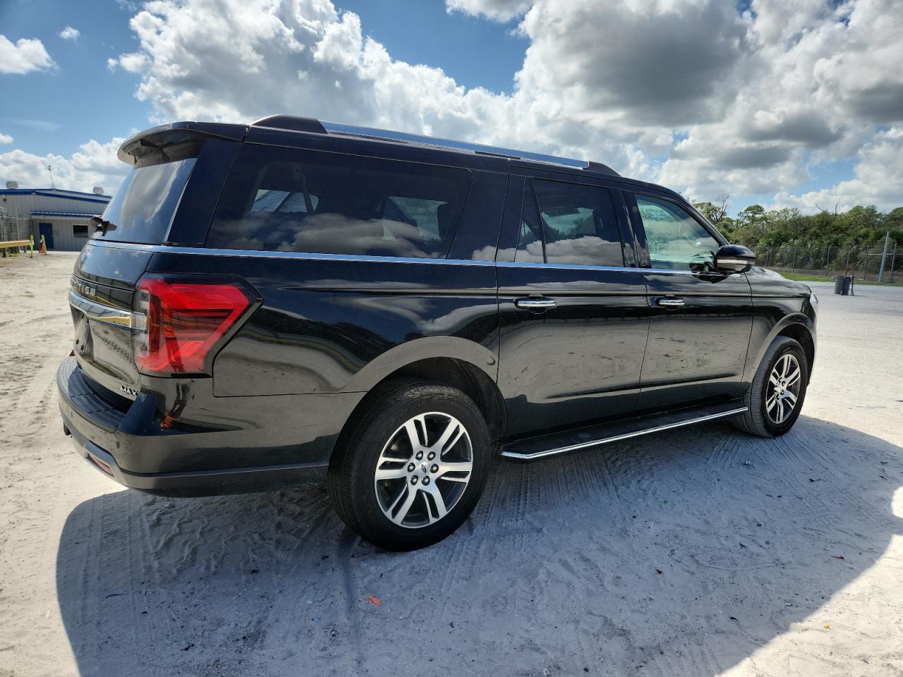 2022 FORD Expedition