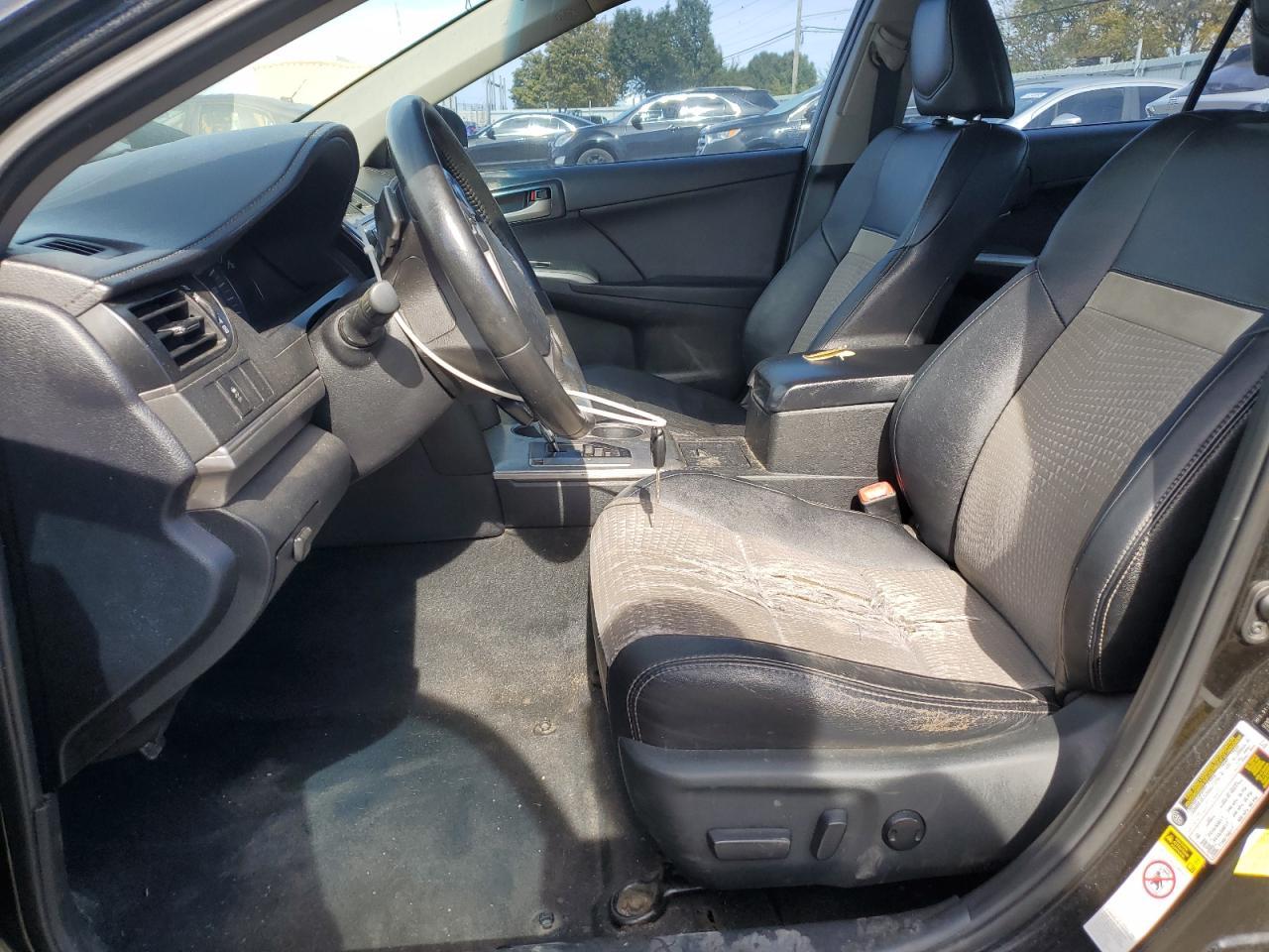 2013 TOYOTA CAMRY
