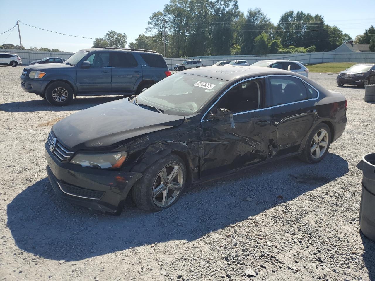 2012 VOLKSWAGEN Passat