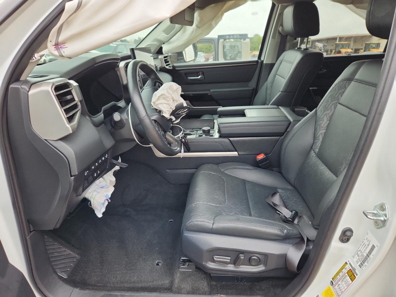 2024 TOYOTA Sequoia