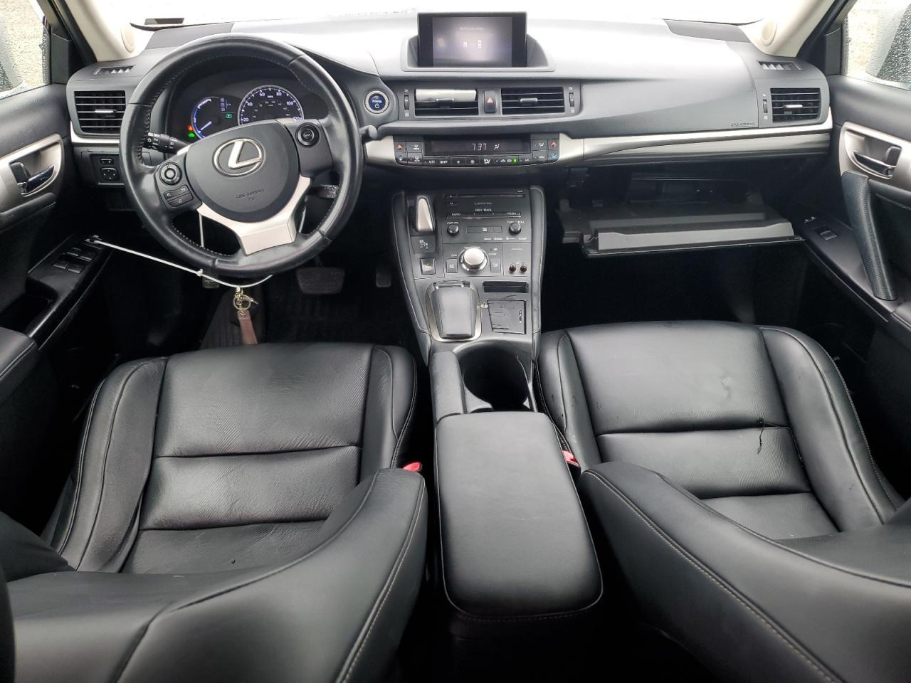 2015 LEXUS CT 200