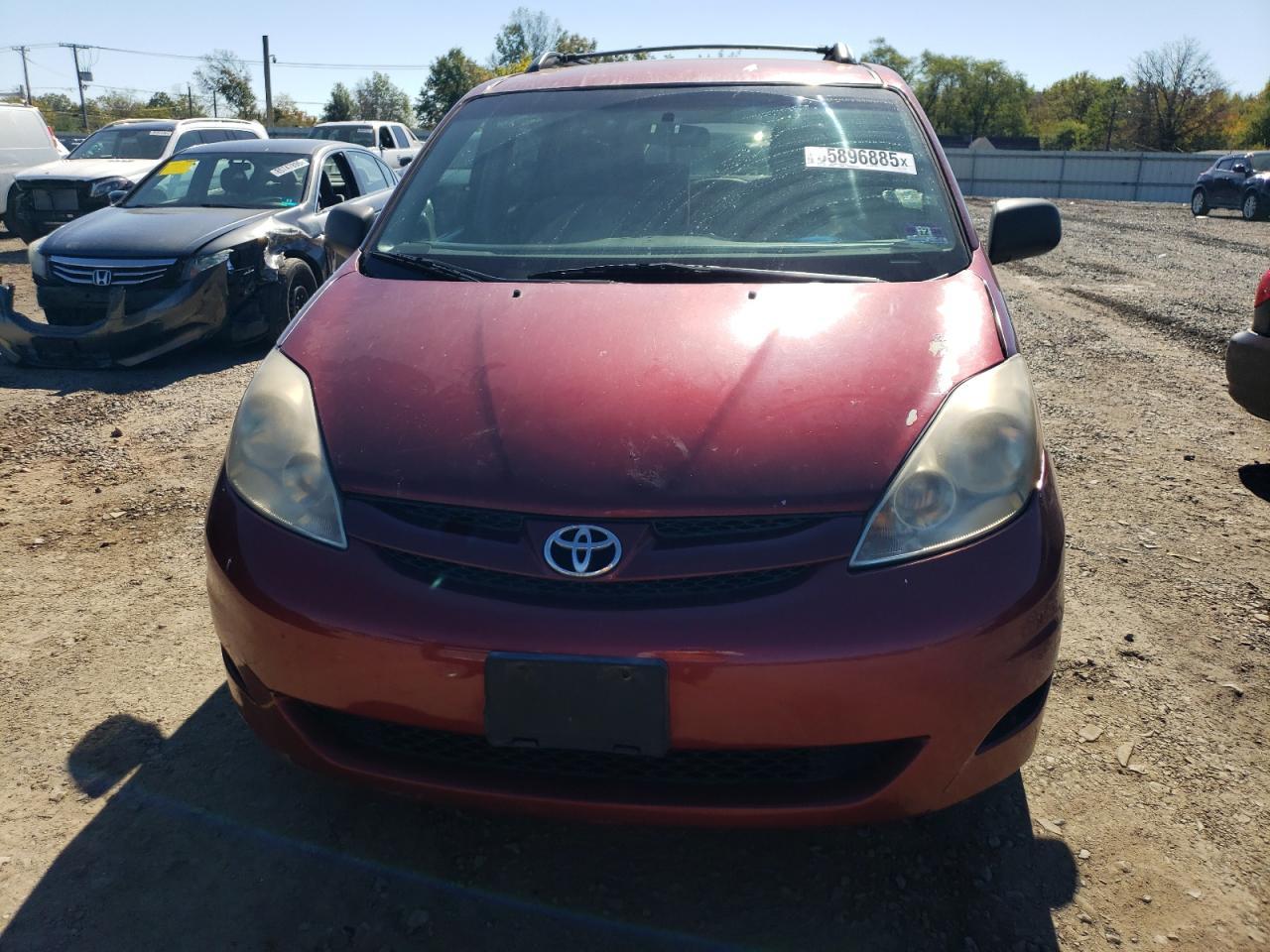 2009 TOYOTA SIENNA