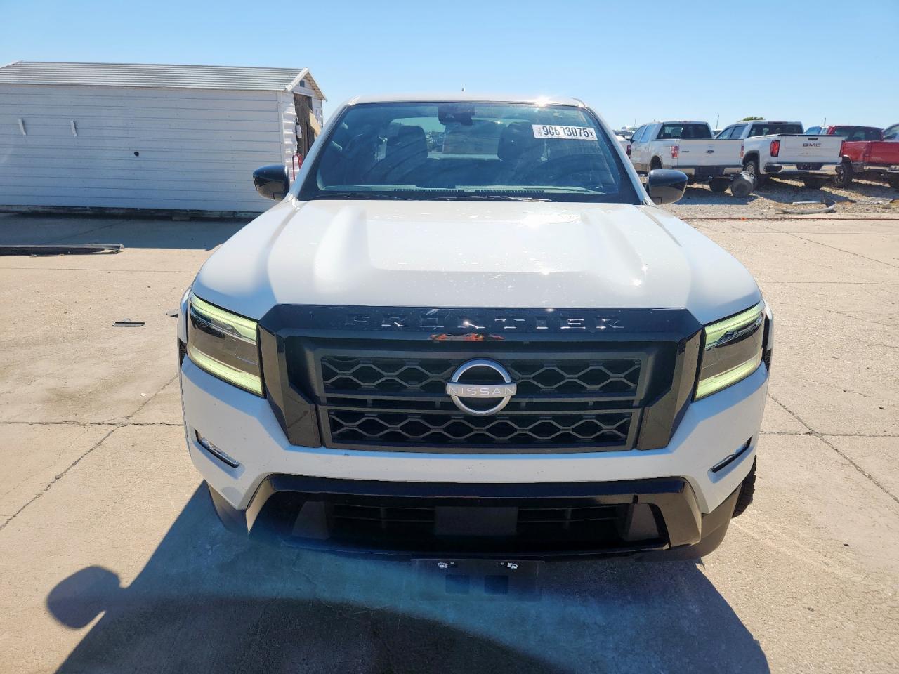 2023 NISSAN Frontier