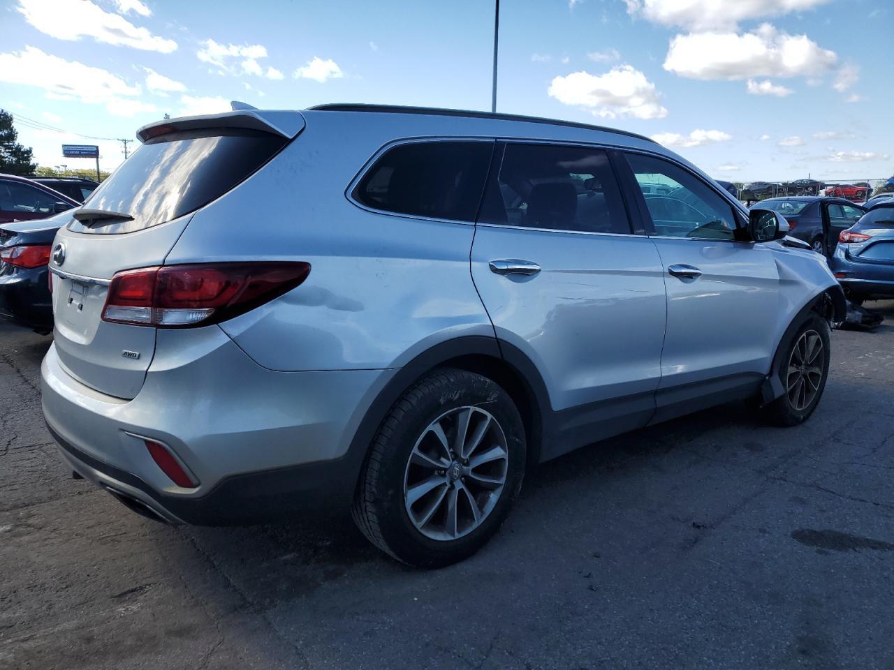 2017 HYUNDAI SANTA FE