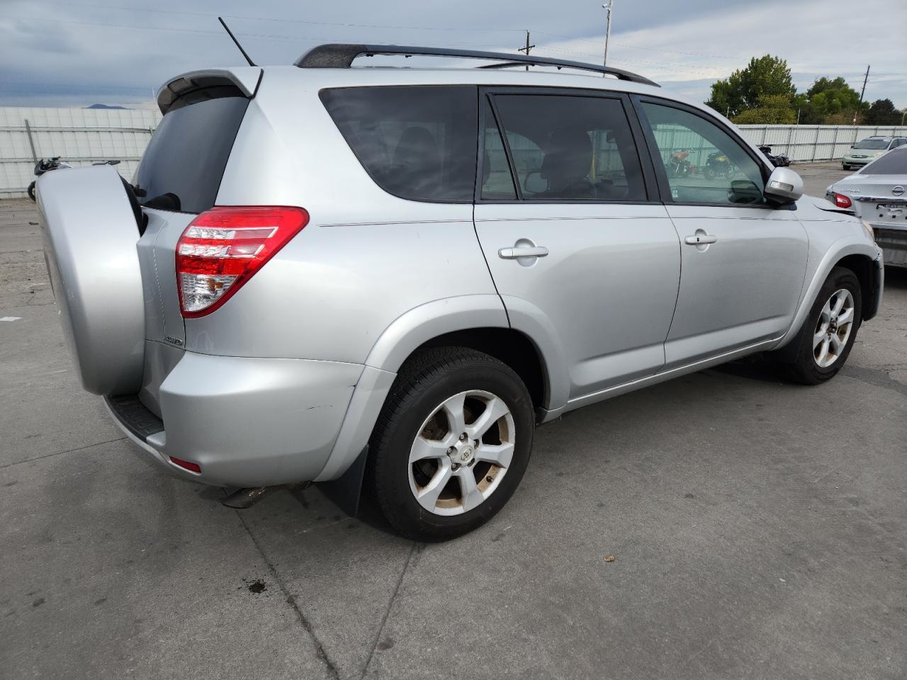 2011 TOYOTA RAV4