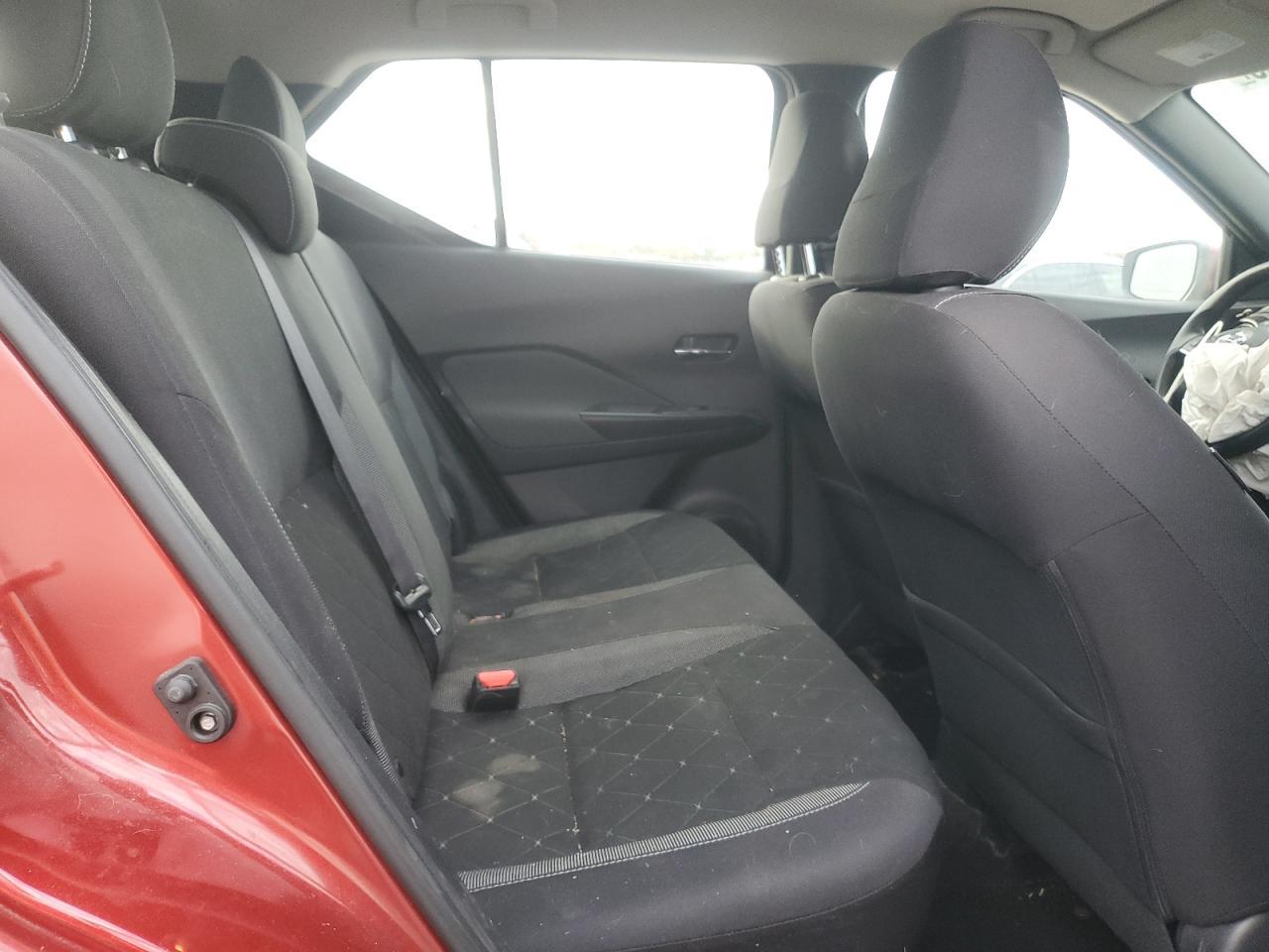 2019 NISSAN KICKS