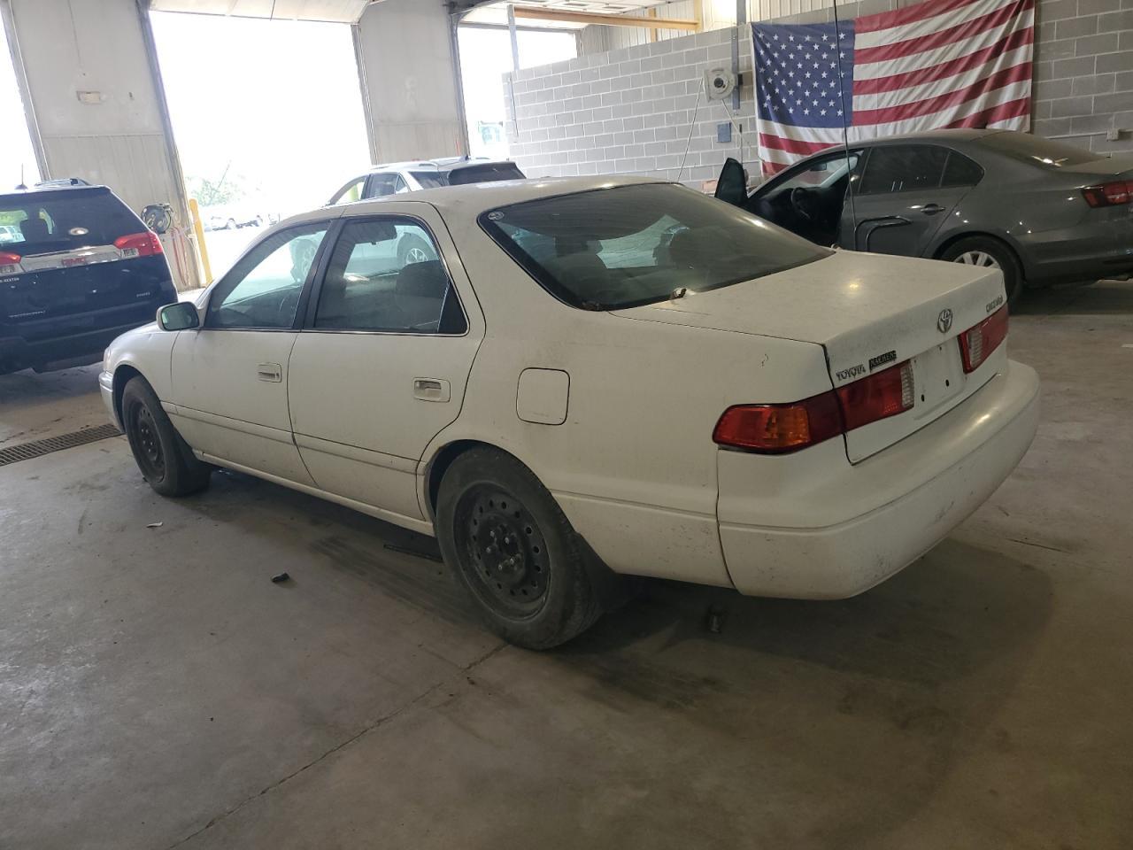 2000 TOYOTA CAMRY