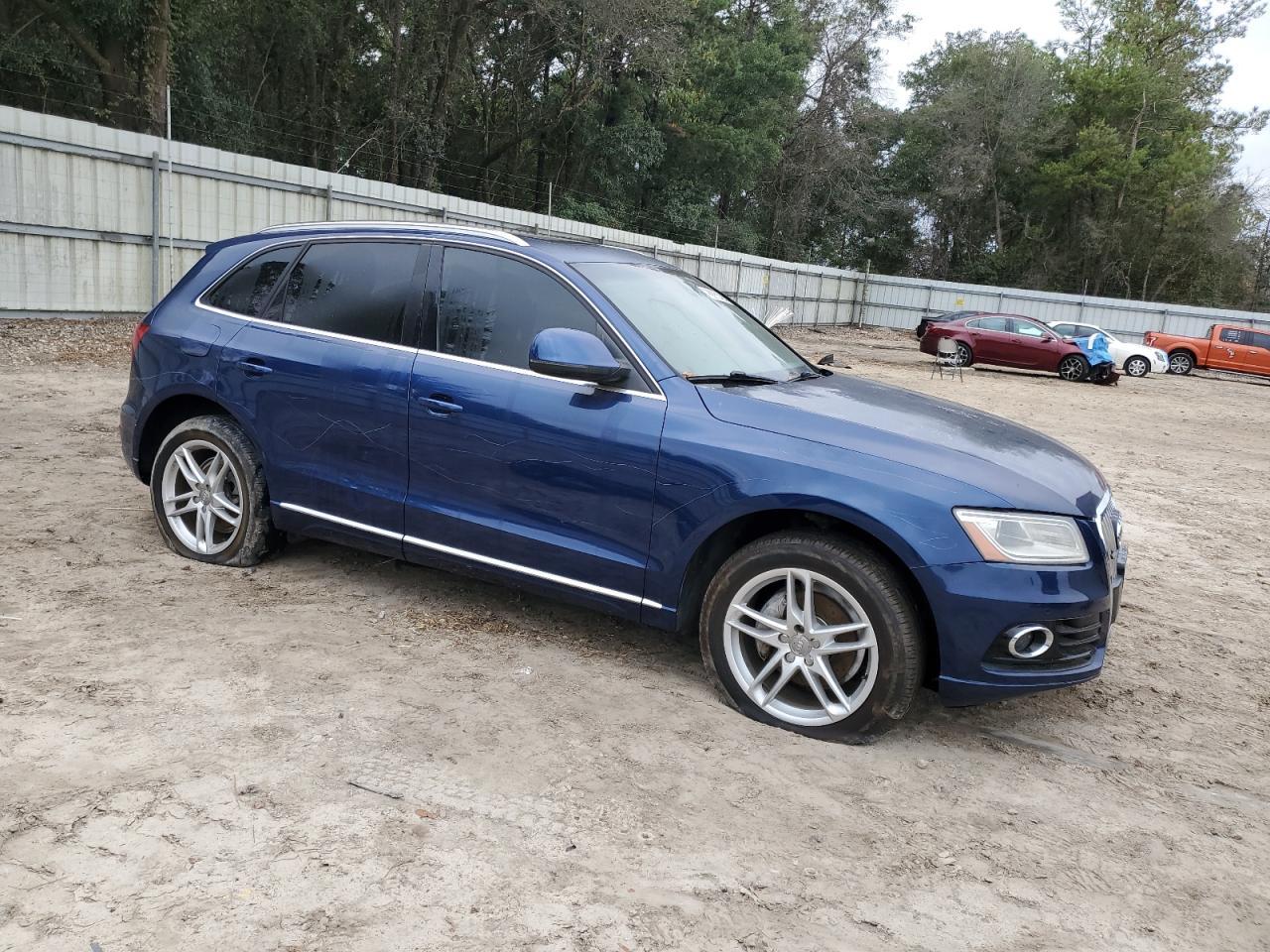 2014 AUDI Q5