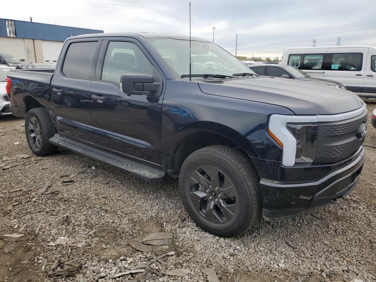 2024 FORD F-150 Lightning