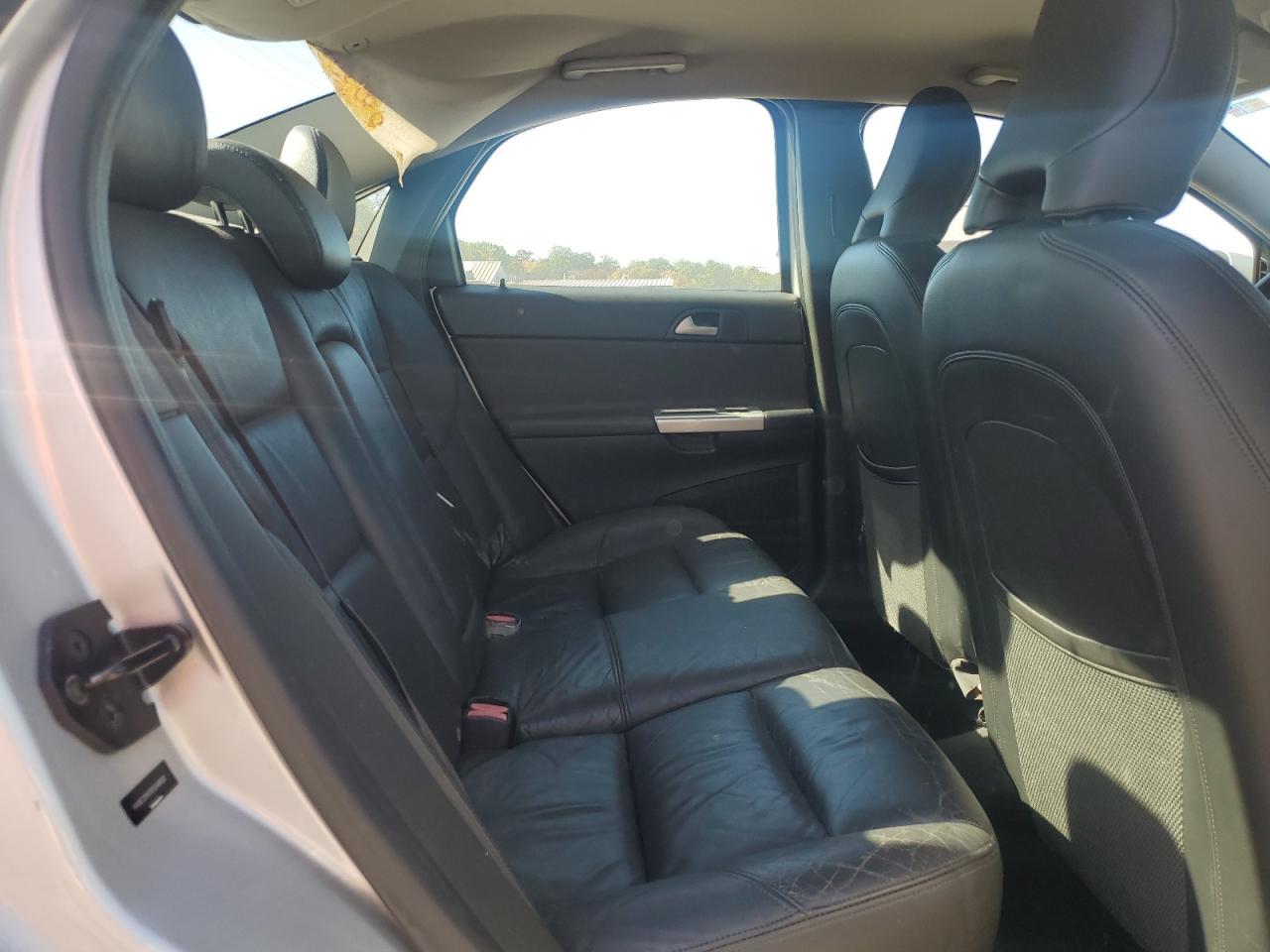 2011 VOLVO S40