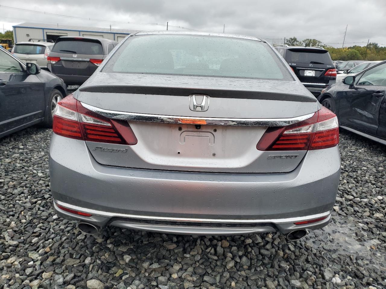 2017 HONDA ACCORD