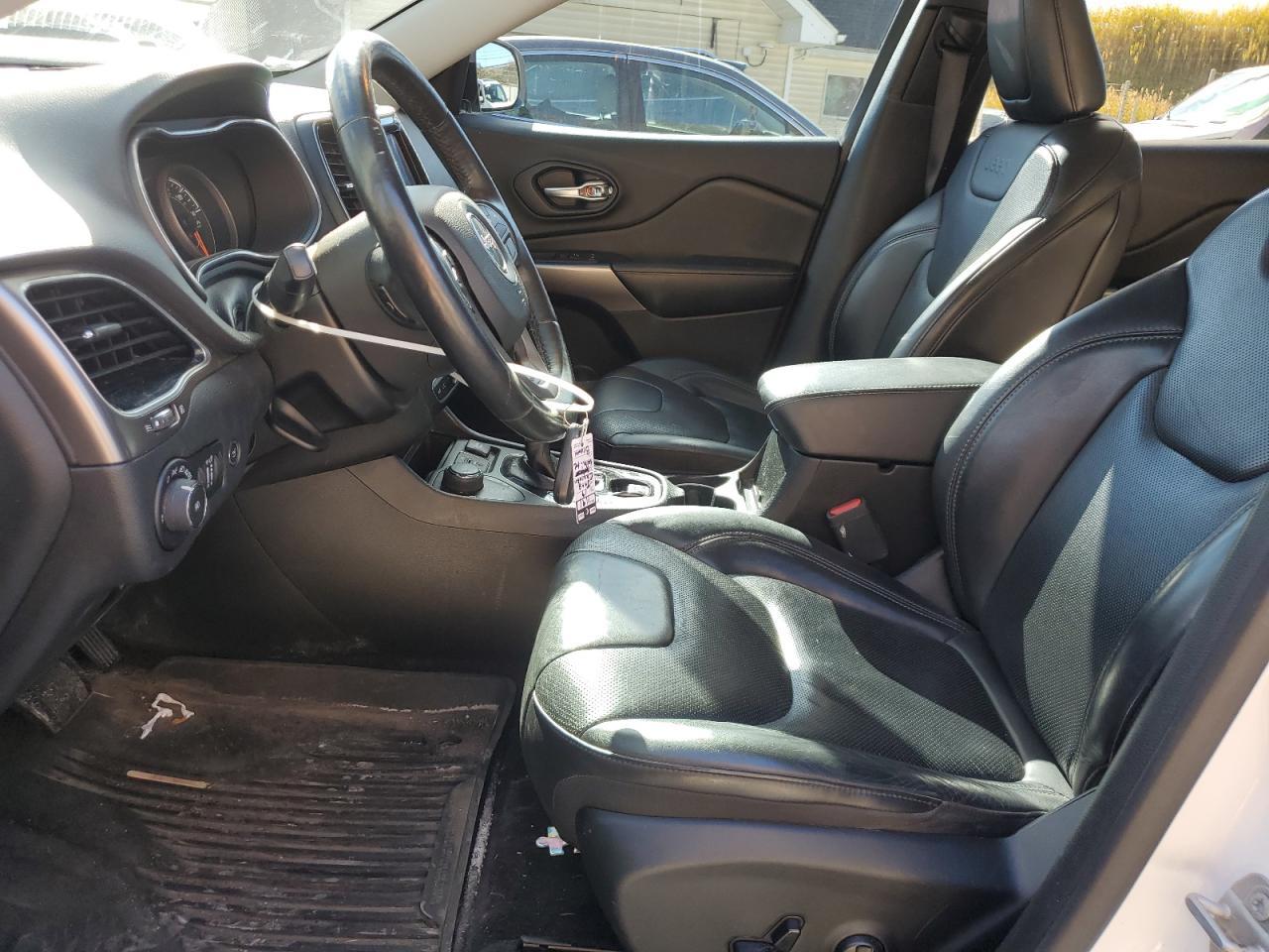 2019 JEEP CHEROKEE