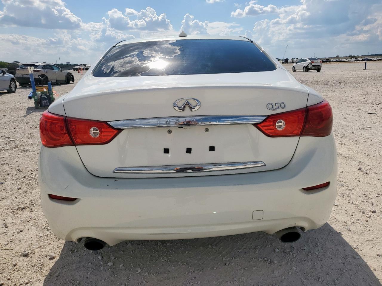 2016 INFINITI Q50
