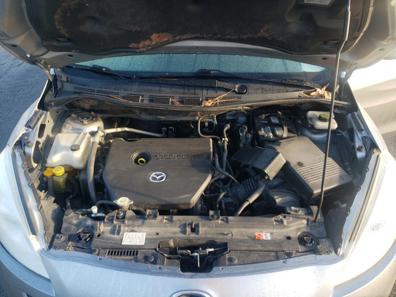 2013 MAZDA 5
