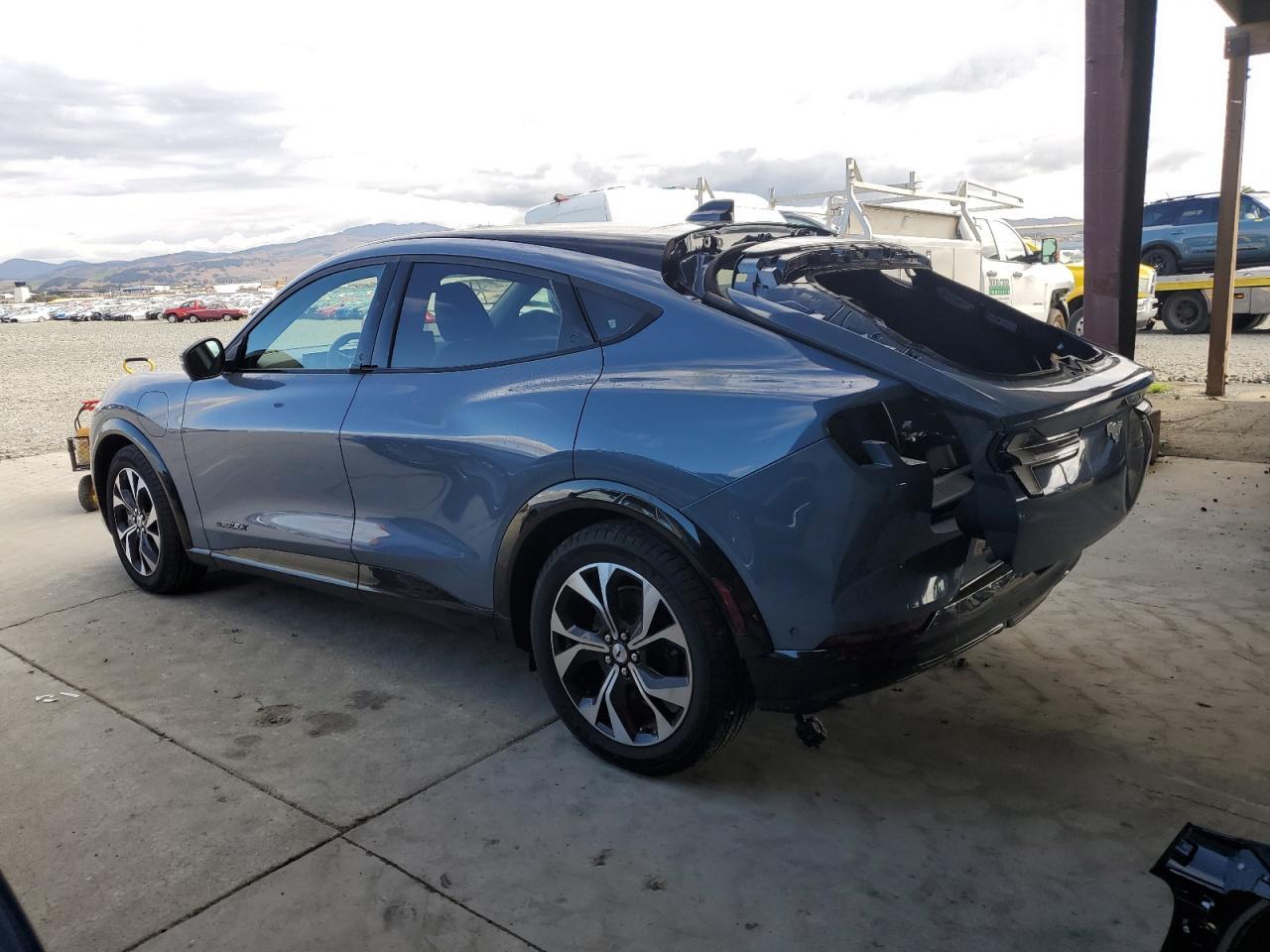 2023 FORD Mustang Mach-E