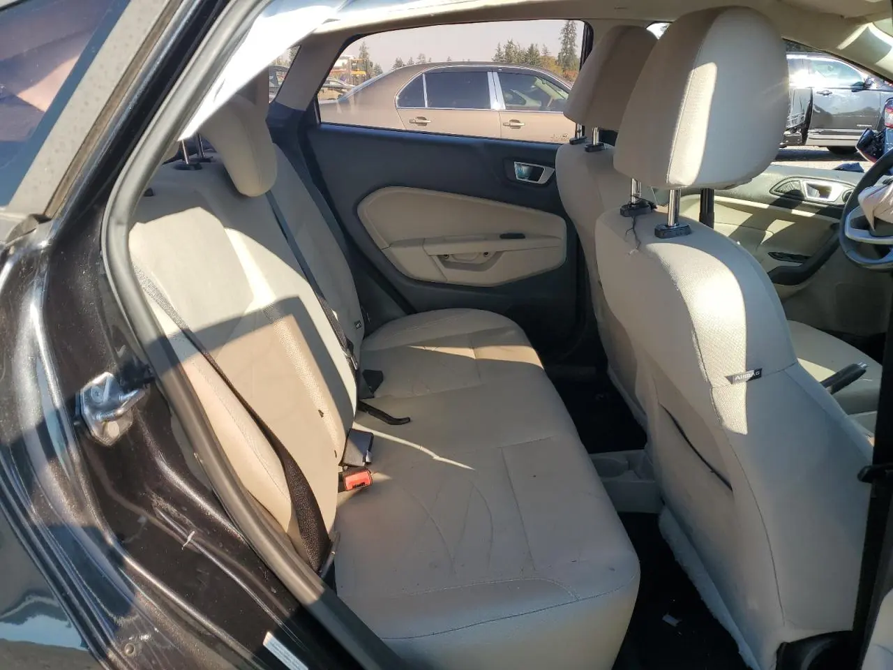 2015 FORD Fiesta