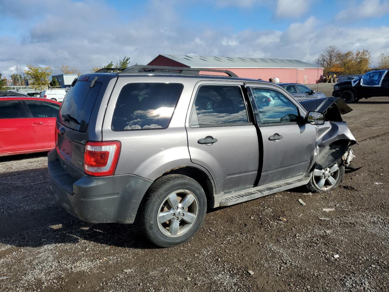 2010 FORD ESCAPE