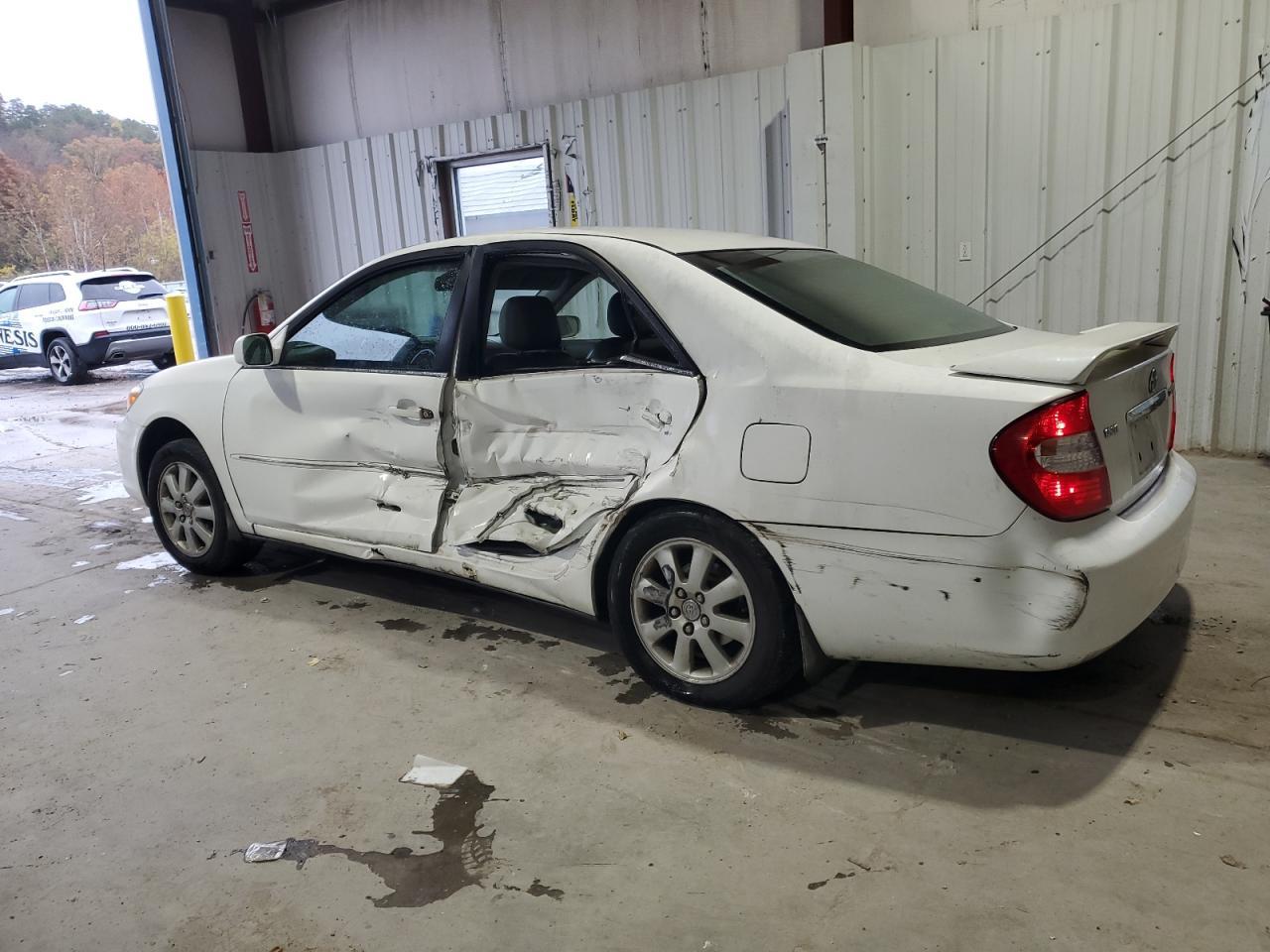 2004 TOYOTA CAMRY