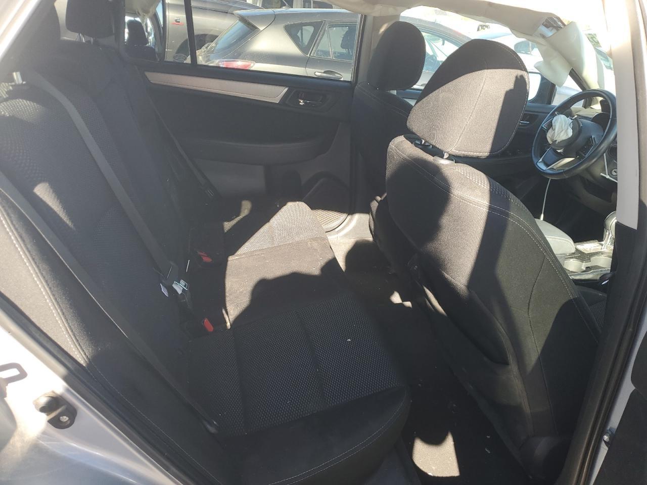 2019 SUBARU Outback