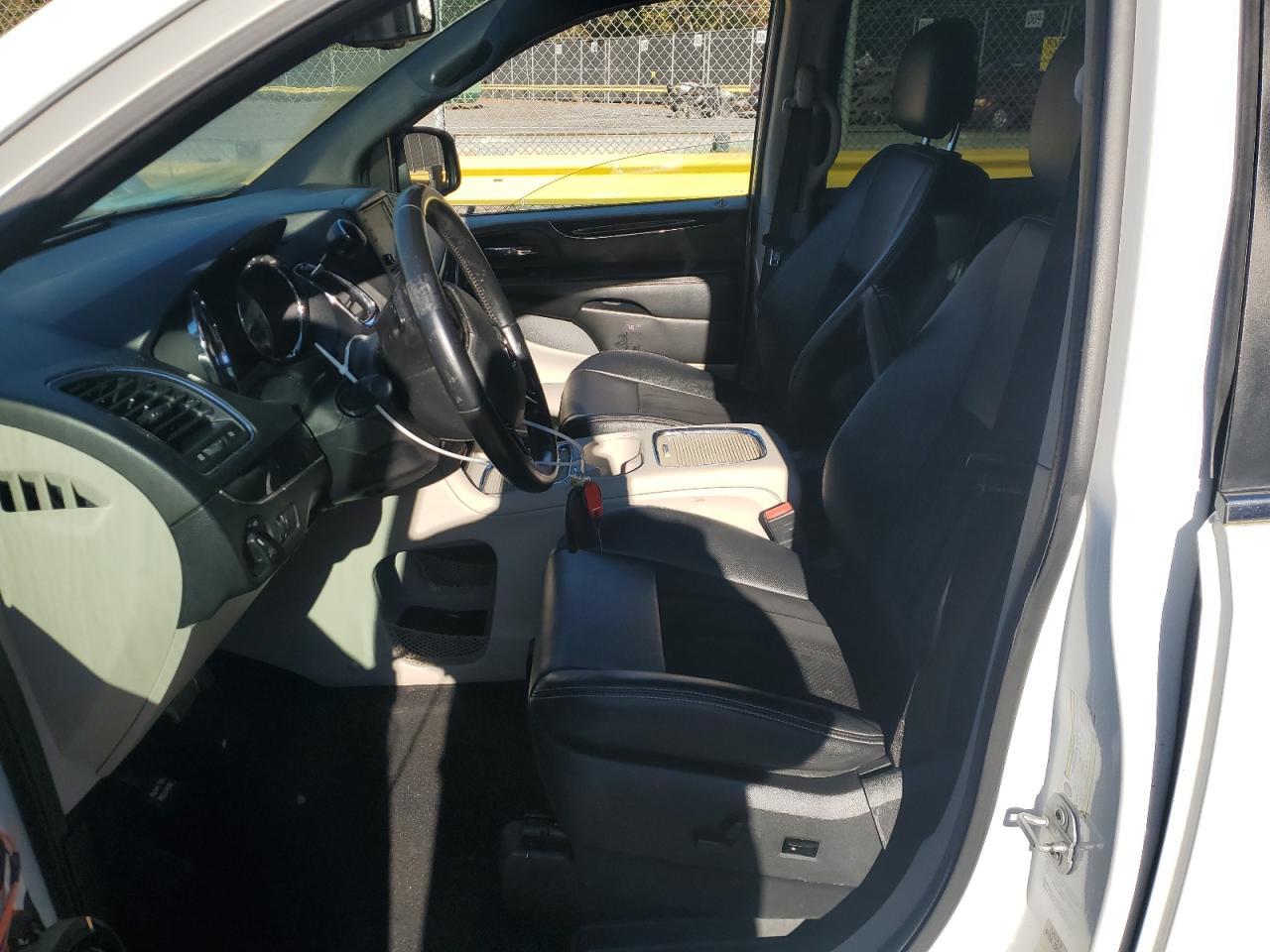 2017 DODGE GRAND CARAVAN